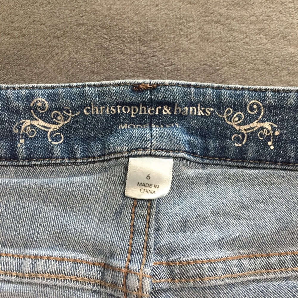 Faded Denim Capris Size 6 Christopher & Banks - Picture 11 of 15